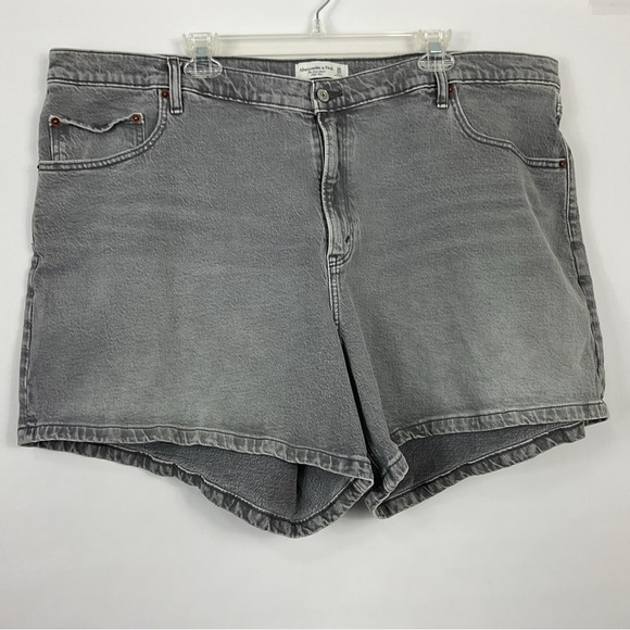 Abercrombie & Fitch Curve Love High‎ Rise Dad Jean Shorts Size 22 - Picture 1 of 6